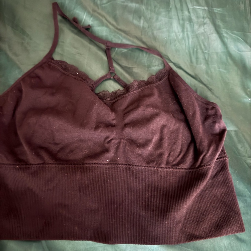 No Boundaries black crop top with built in bra, large